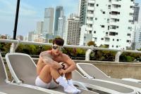 604217104: Chico busca chica en Madrid