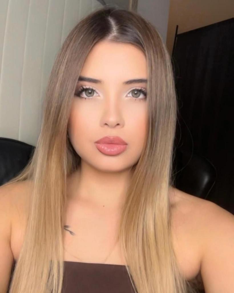 613830783: Chica busca chico en Gerona