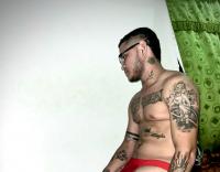 613967239: Chico busca chica en Madrid