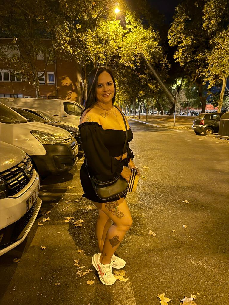 613374408: Chica busca chico en Murcia
