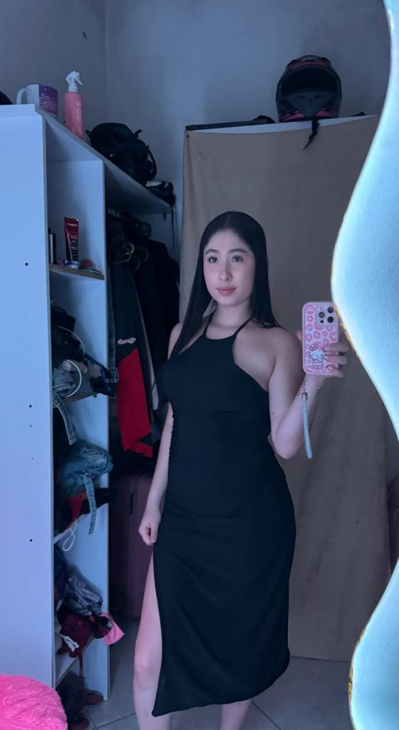 691942592: Chica busca chico en Barcelona