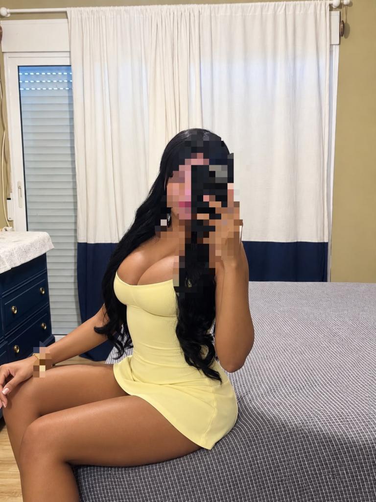 640956414: Chica busca chico en Valencia