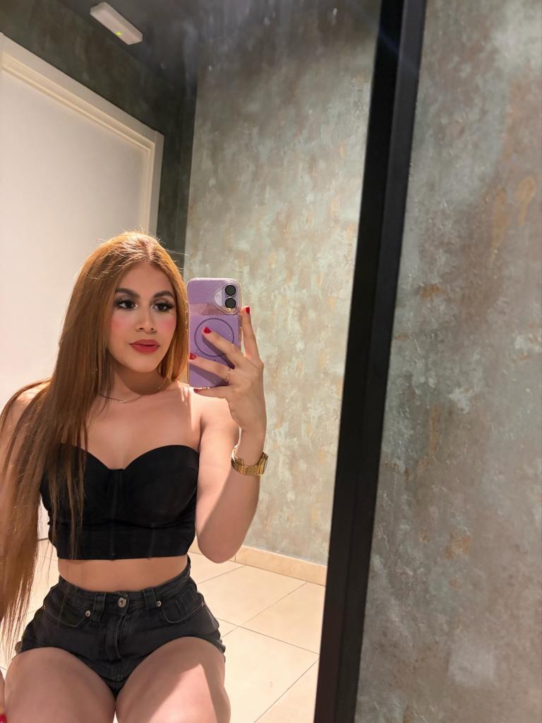 Chica busca chico en Cádiz: 