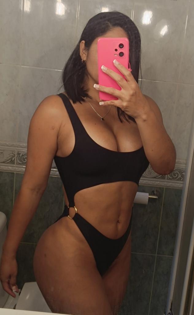 602843203: Chica busca chico en Barcelona