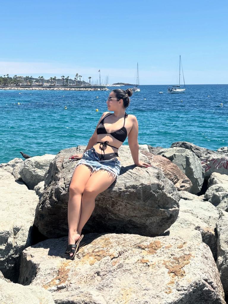669608091: Chica busca chico en Madrid