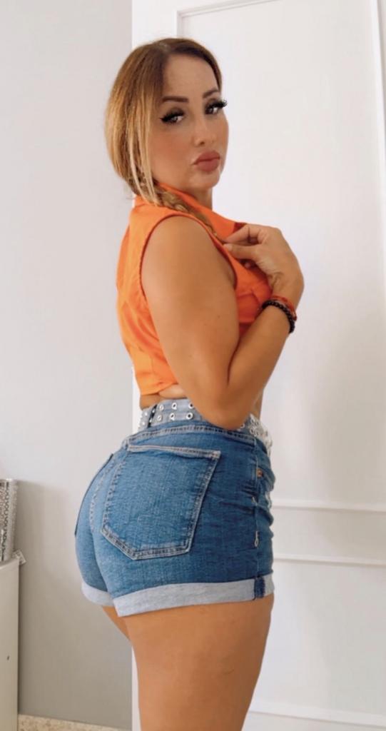 686720346: Chica busca chico en Málaga