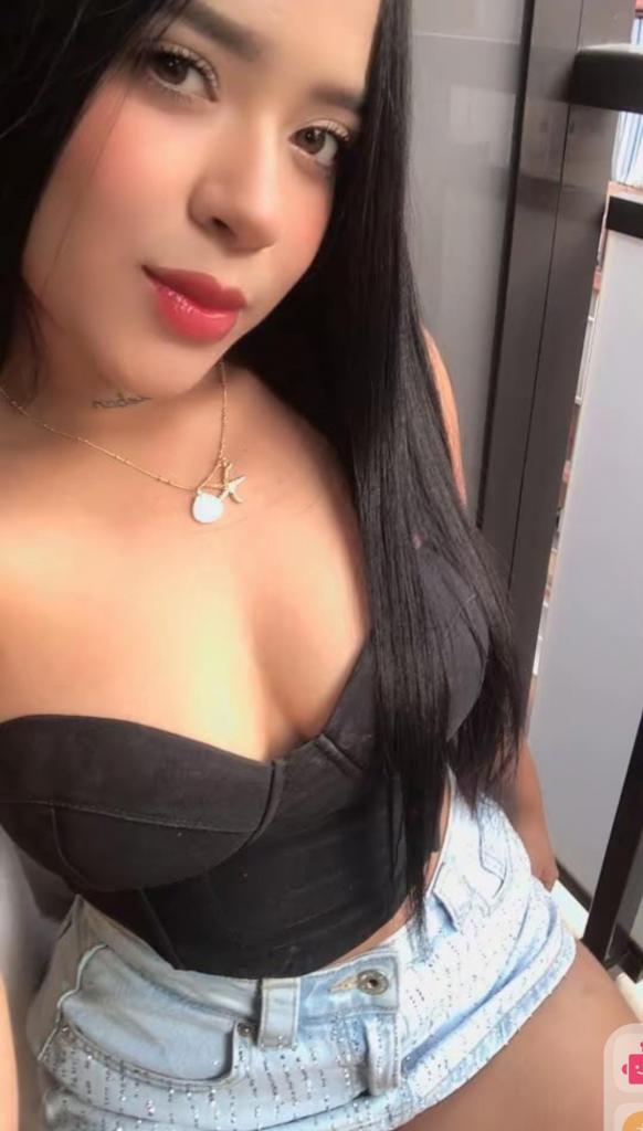 Chica busca chico en Almería: 