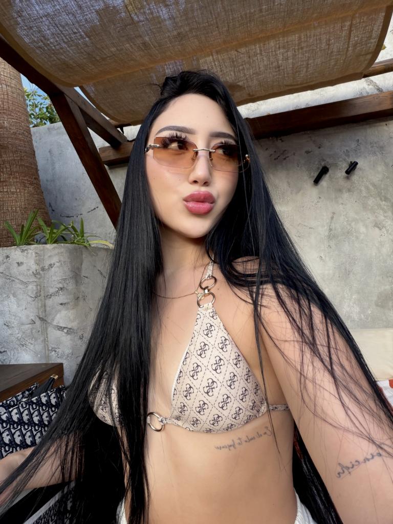 Chica busca chico en Málaga: Chica busca chico