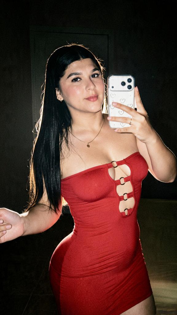 643053517: Chica busca chico en Murcia