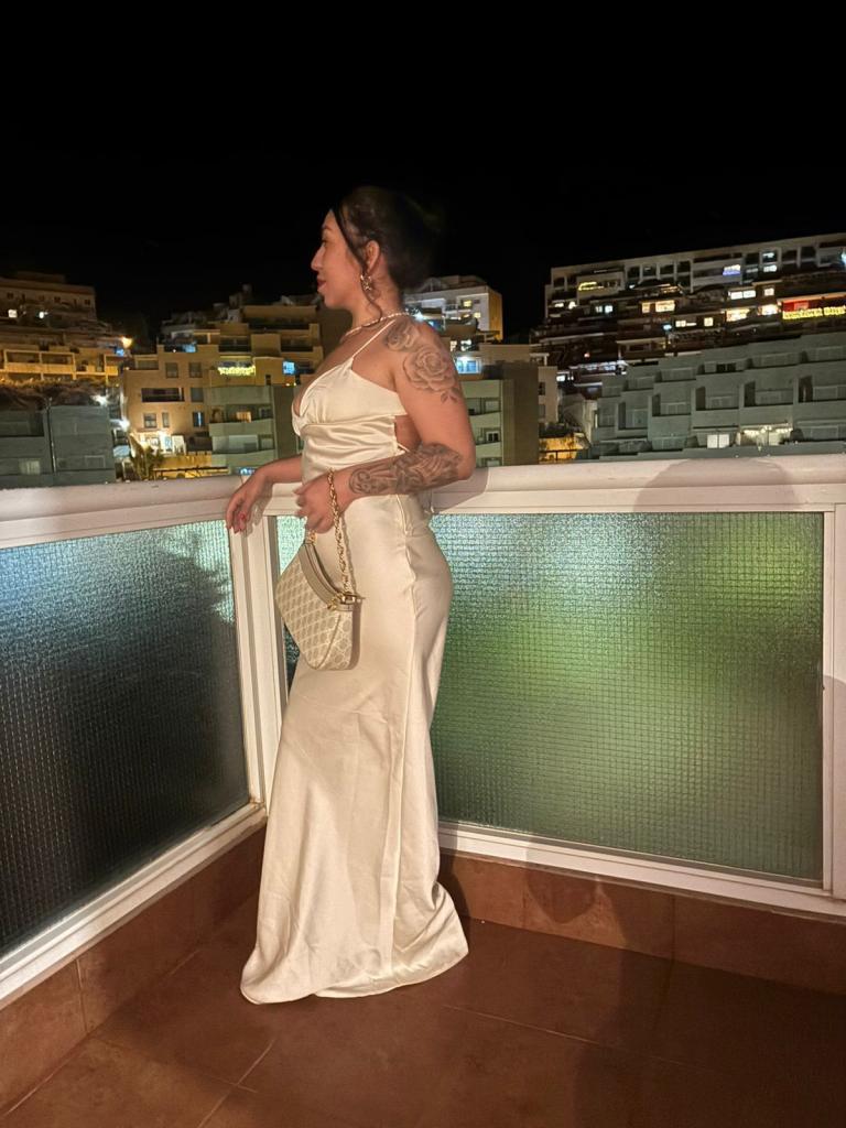643172878: Chica busca chico en Barcelona