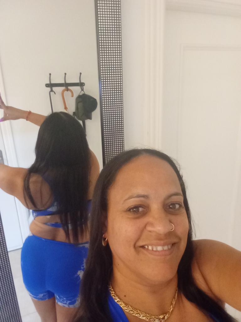 Chica busca chico en Almería: 
