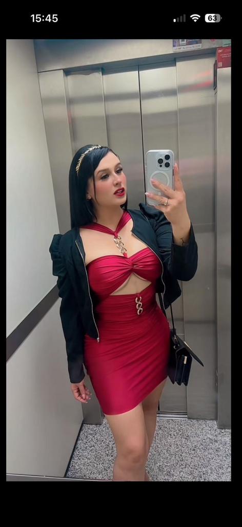 662342960: Chica busca chico en Ibiza