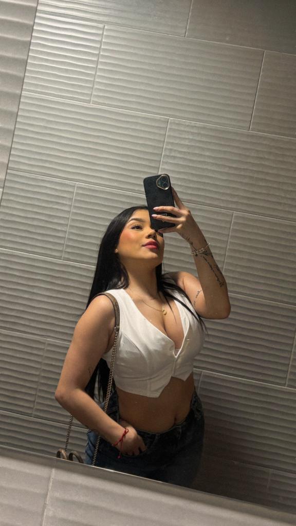 Chica busca chico en Zaragoza: Chica busca chico