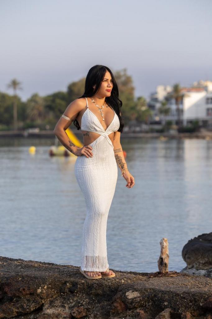 Chica busca chico en Tenerife: 