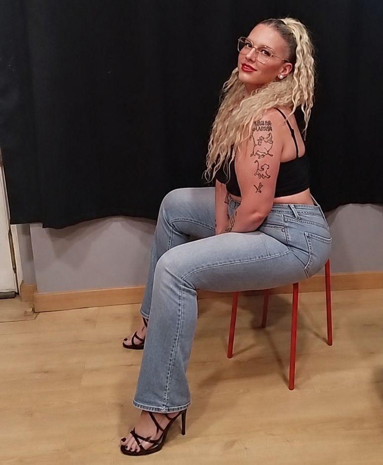 613871697: Chica busca chico en Toledo