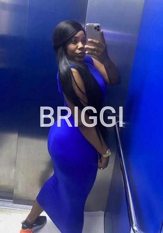 659564034: Chica busca chico en Madrid