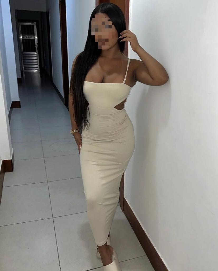 643904729: Chica busca chico en Cádiz