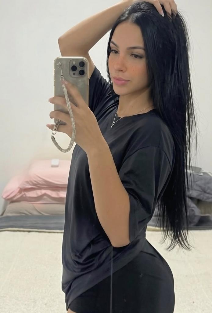 743002796: Chica busca chico en Mallorca