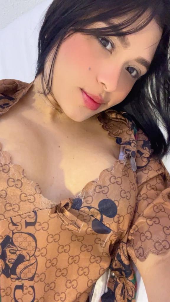 Chica busca chico en Cádiz: 