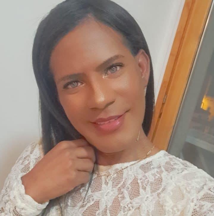 632940541: Transexual en Barcelona