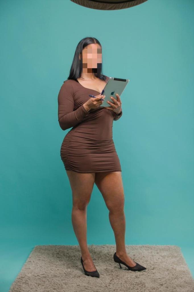Chica busca chico en Cuenca: 