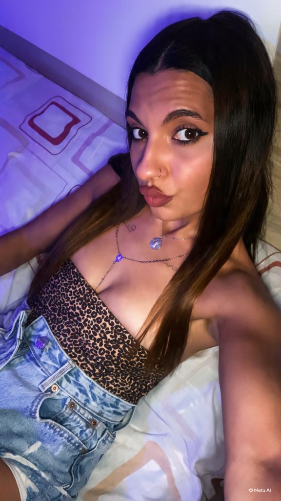 Chica busca chico en Almería: Chica busca chico