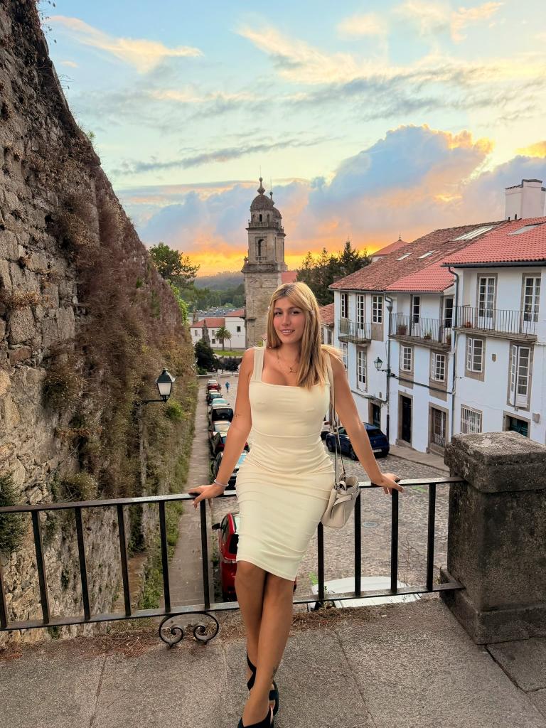 643441856: Transexual en Valladolid