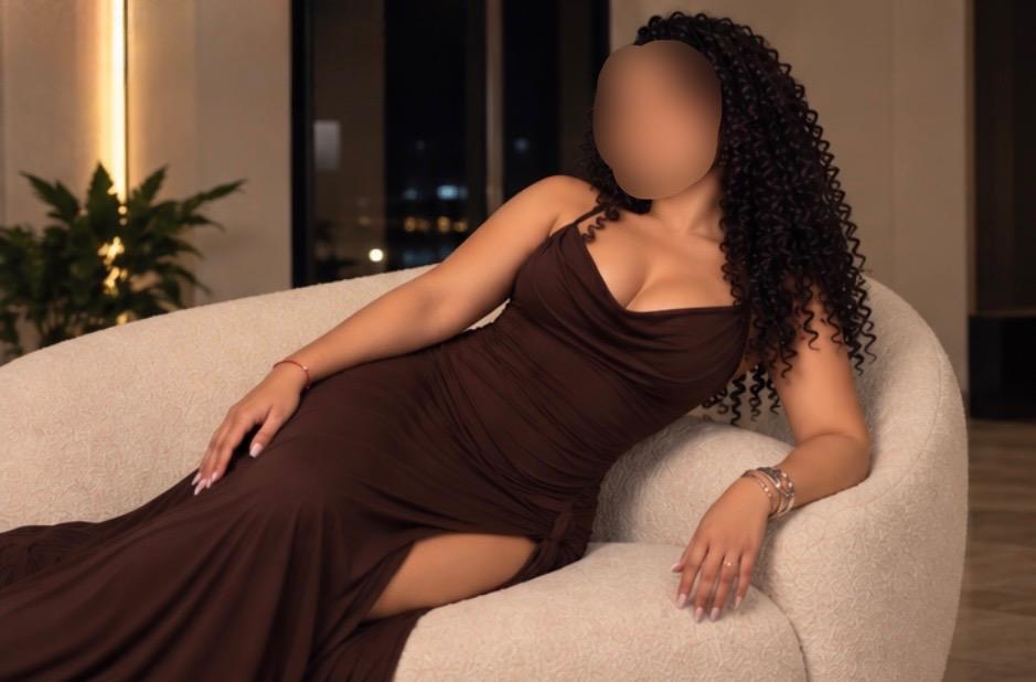607297638: Chica busca chico en Pontevedra