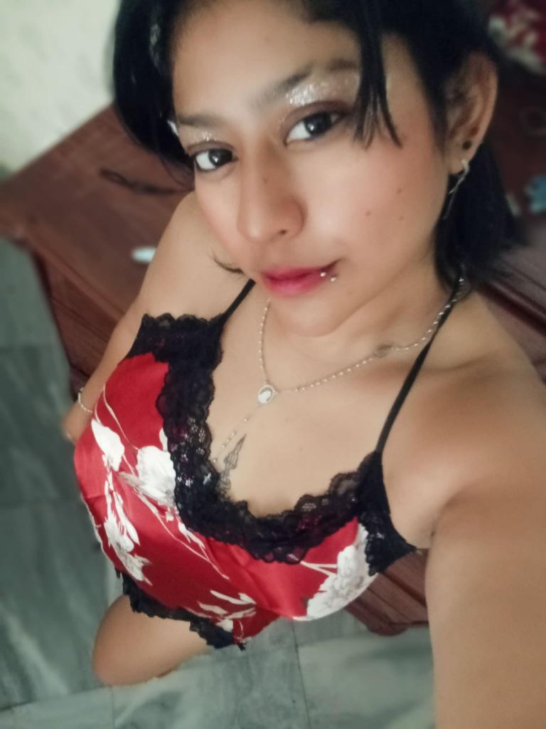 632815925: Chica busca chico en Sevilla