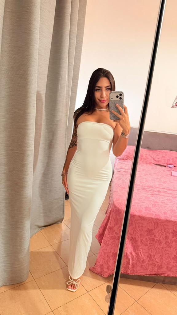 Chica busca chico en Málaga: Chica busca chico