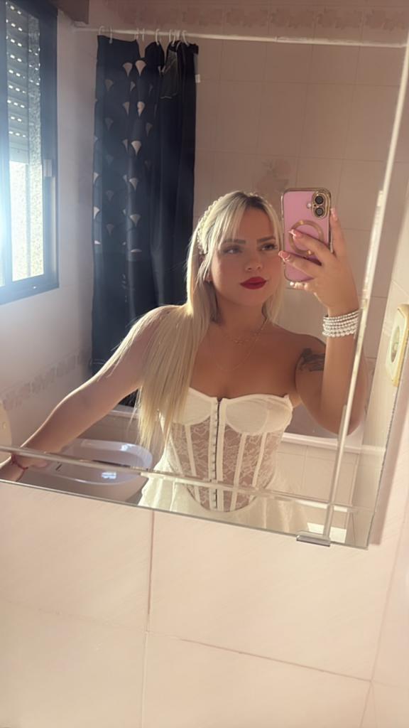 Chica busca chico en Almería: 