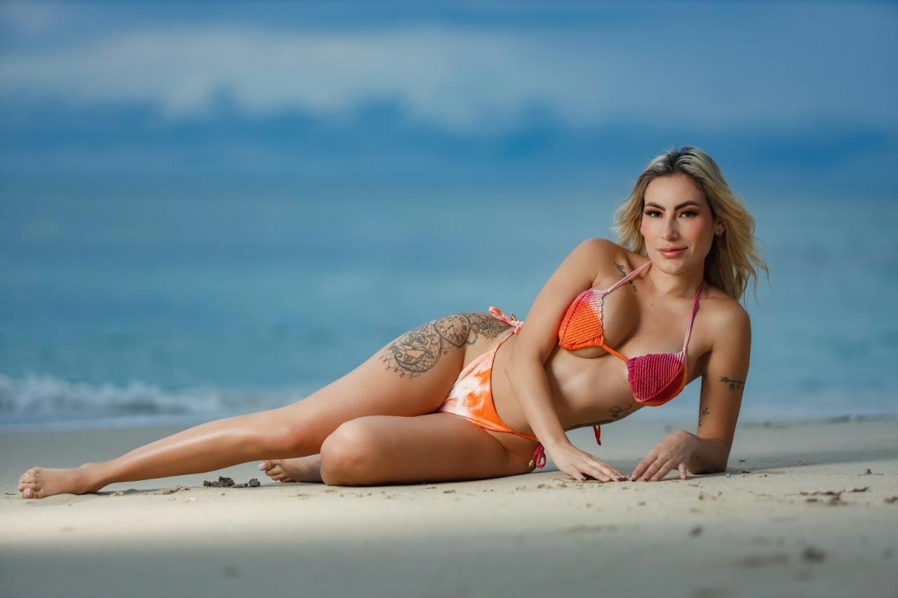 664467672: Chica busca chico en Valencia