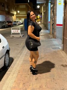 613374408: Chica busca chico en Murcia