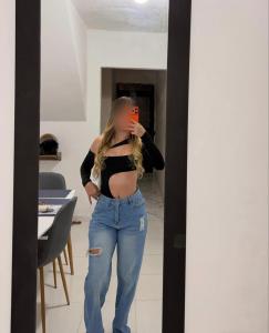 631840480: Chica busca chico en Málaga