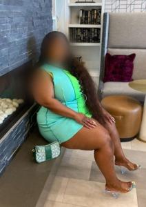 603670060: Chica busca chico en Sevilla