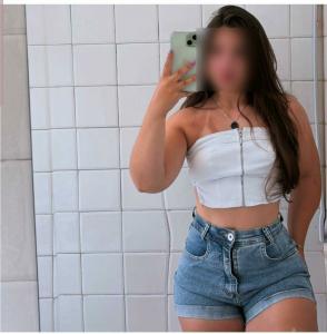 613796922: Chica busca chico en Cantabria
