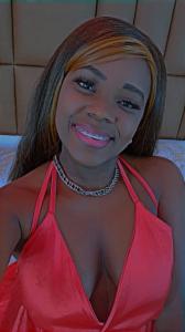 663088455: Chica busca chico en Sevilla
