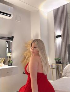 672594166: Chica busca chico en Madrid