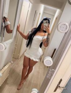 602084189: Chica busca chico en Cádiz