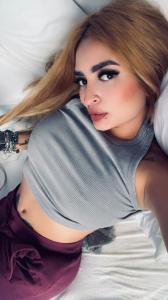 633368811: Chica busca chico en Sevilla