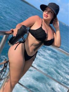 743067247: Chica busca chico en Zaragoza
