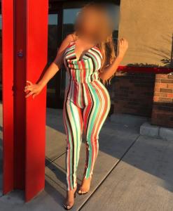 614292184: Chica busca chico en Barcelona