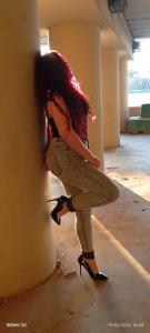 624279776: Chica busca chico en Sevilla