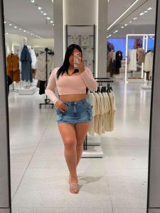 661498521: Chica busca chico en Cádiz