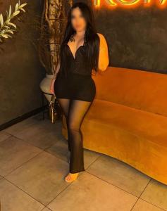 655585921: Chica busca chico en Madrid
