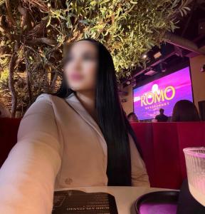 655585921: Chica busca chico en Madrid