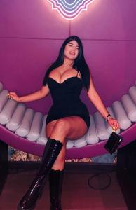694250294: Chica busca chico en Madrid