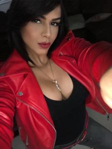 743007341: Chica busca chico en Cádiz
