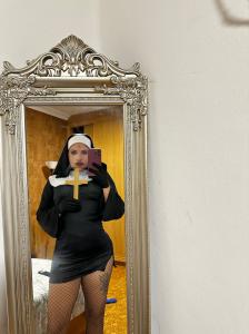 697729277: Chica busca chico en Almería
