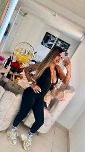 631464865: Chica busca chico en Cantabria